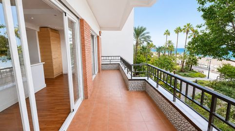 Foto 2 de Piso en venta en Puerto de Estepona, Estepona