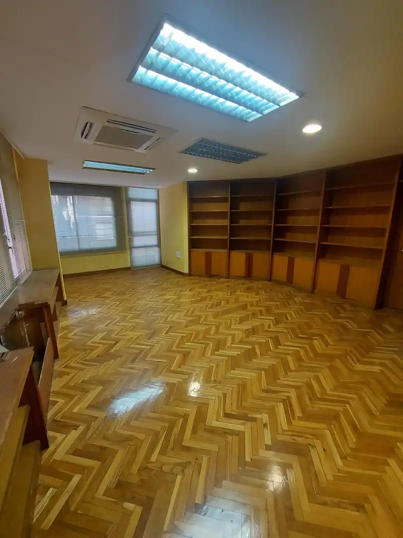 Office for sale in Murcia  with Air Conditioner and Heating