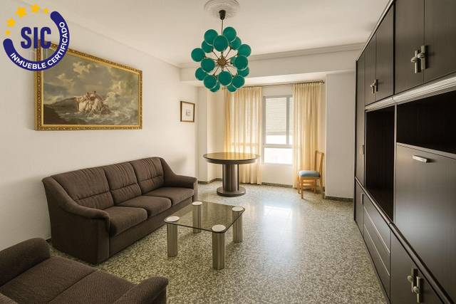 Piso en Venta en Calle SAN ROQUE, 78 en Plaza Illes Columbretes