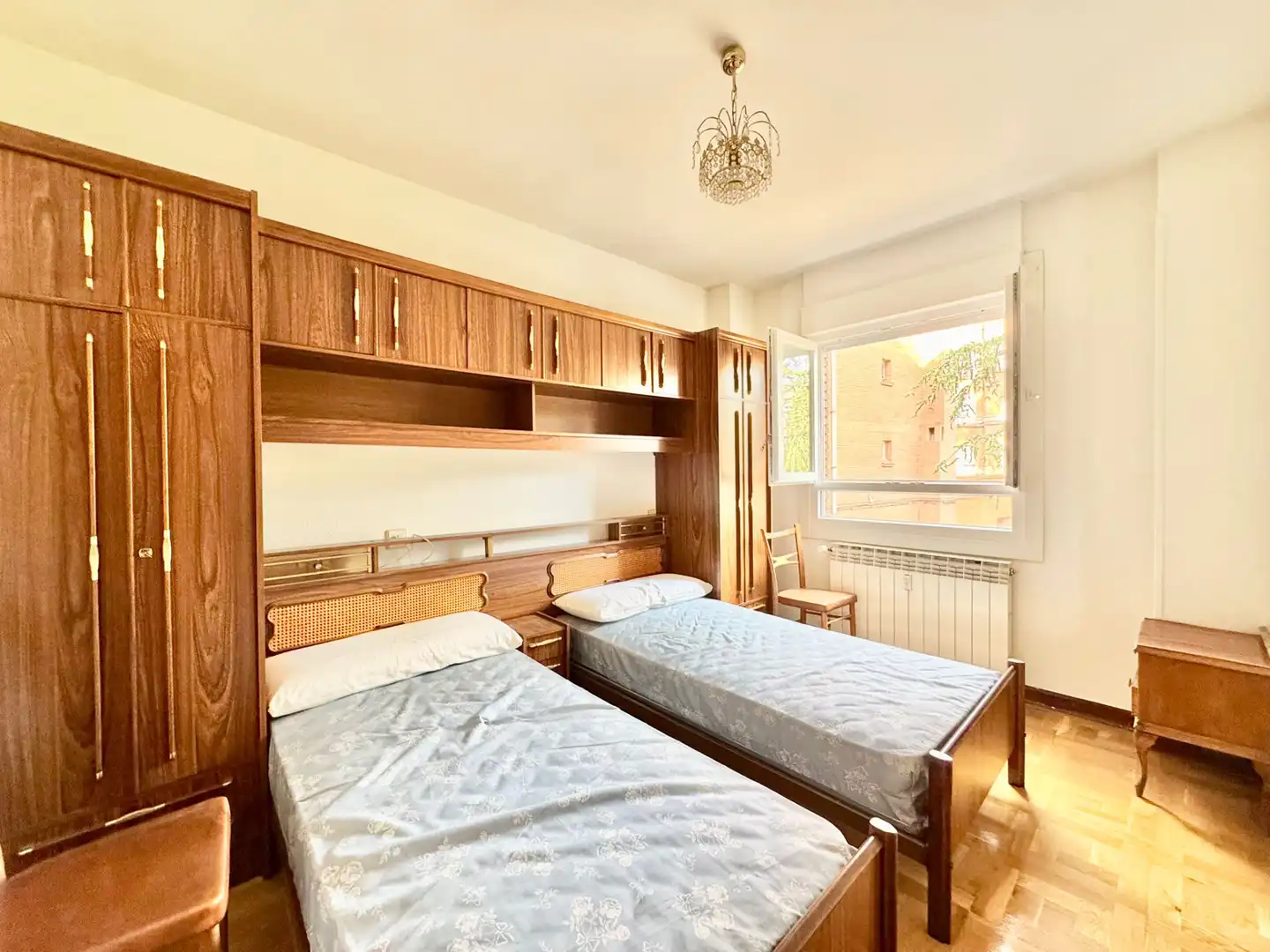 Habitación de Piso en venta en Vitoria - Gasteiz con Terraza y Trastero