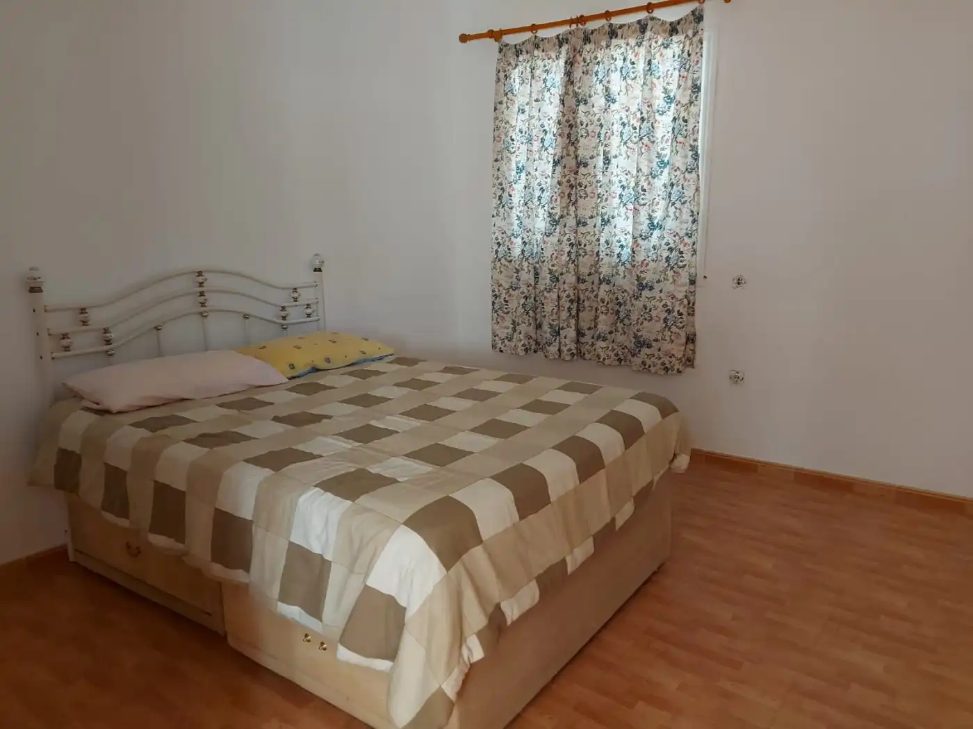 Country house zum Verkauf in Berja