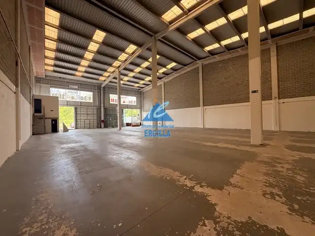 Nau industrial de lloguer a Calle Gernika, imagen 3
