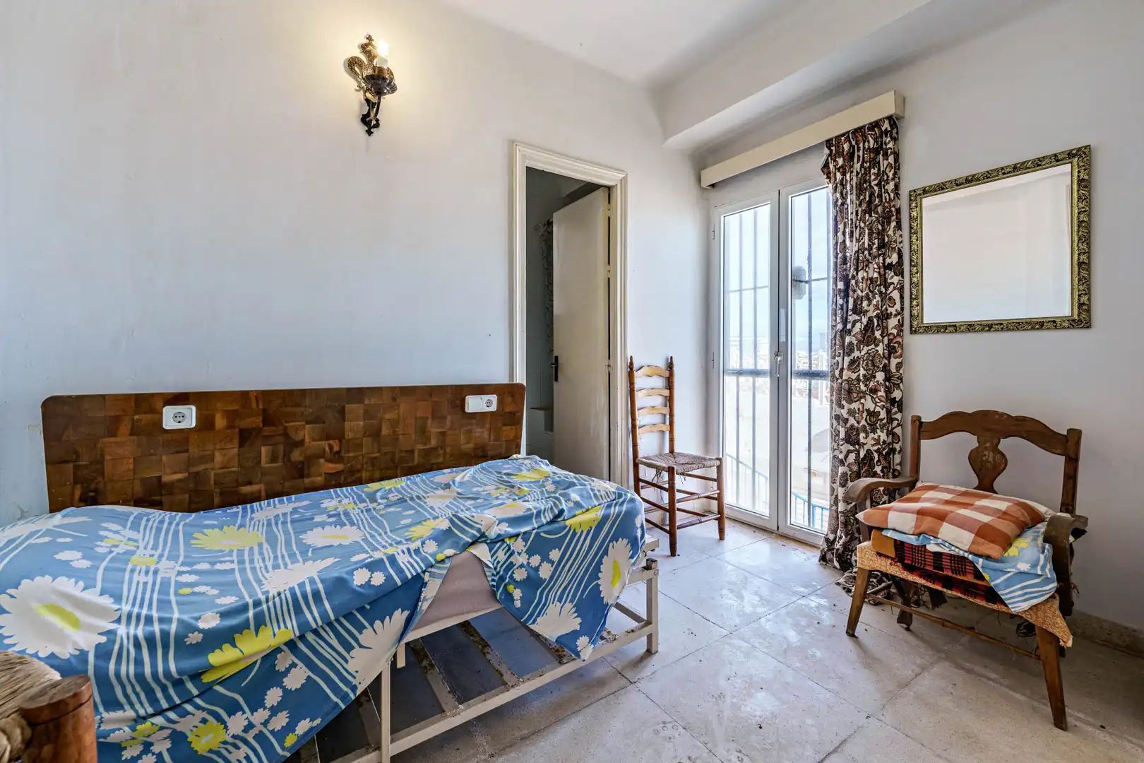 Bedroom of Buildings for sale in Torremolinos
