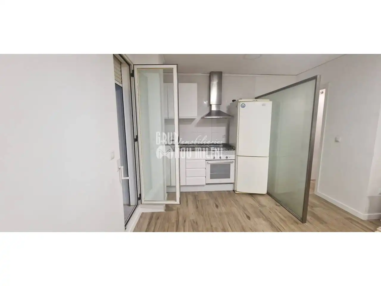 Loft zur Miete in Calle PALLETER, Benetússer