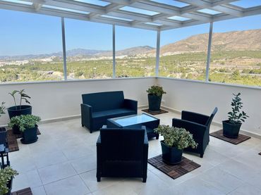 Penthouse mit Pool zum Verkauf in Via Parque