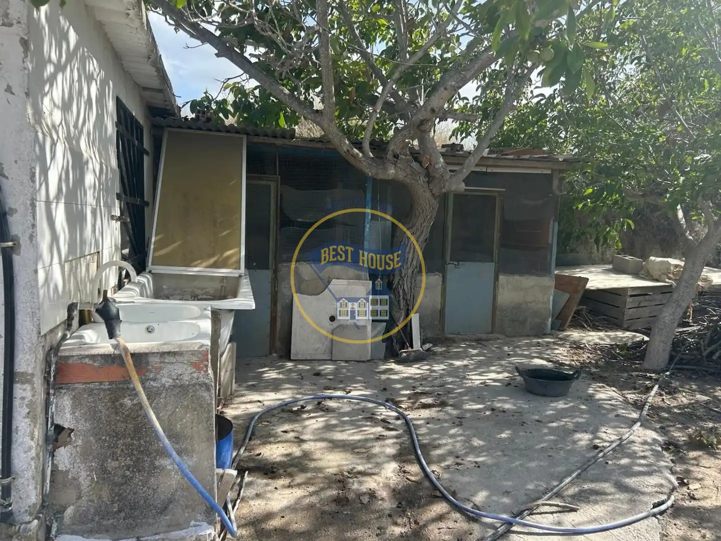 Vista exterior de Finca rústica en venda en Albaida amb Traster i Piscina