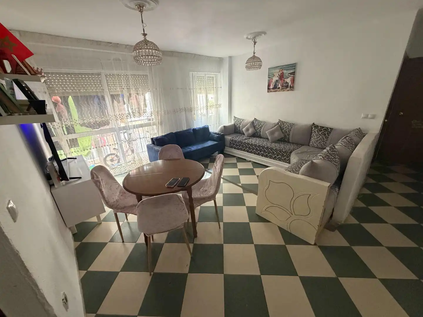 Sala d'estar de Pis en venda en San Juan de Aznalfarache amb Aire condicionat