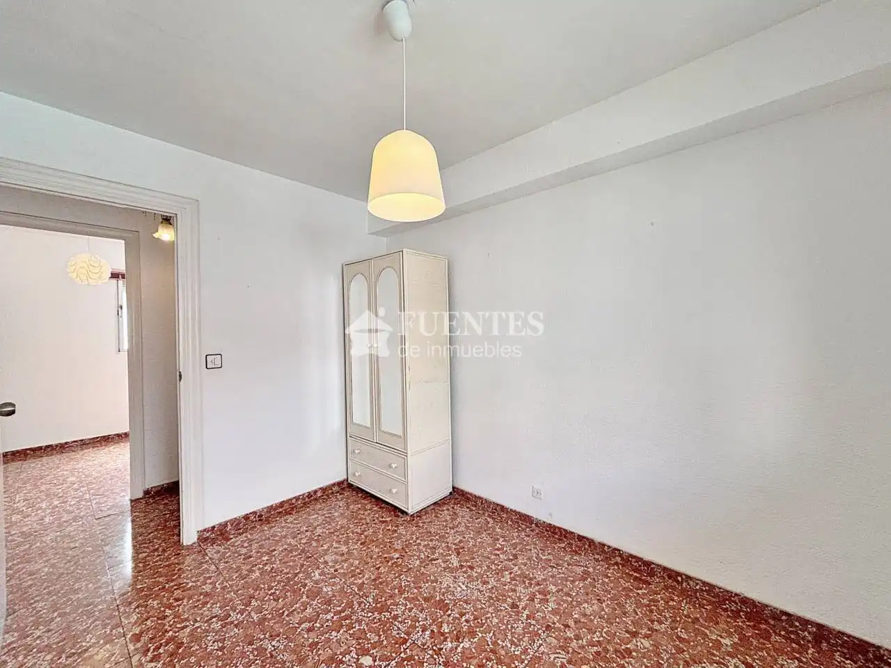 Habitación de Piso en venta en Alicante / Alacant con Terraza y Amueblado