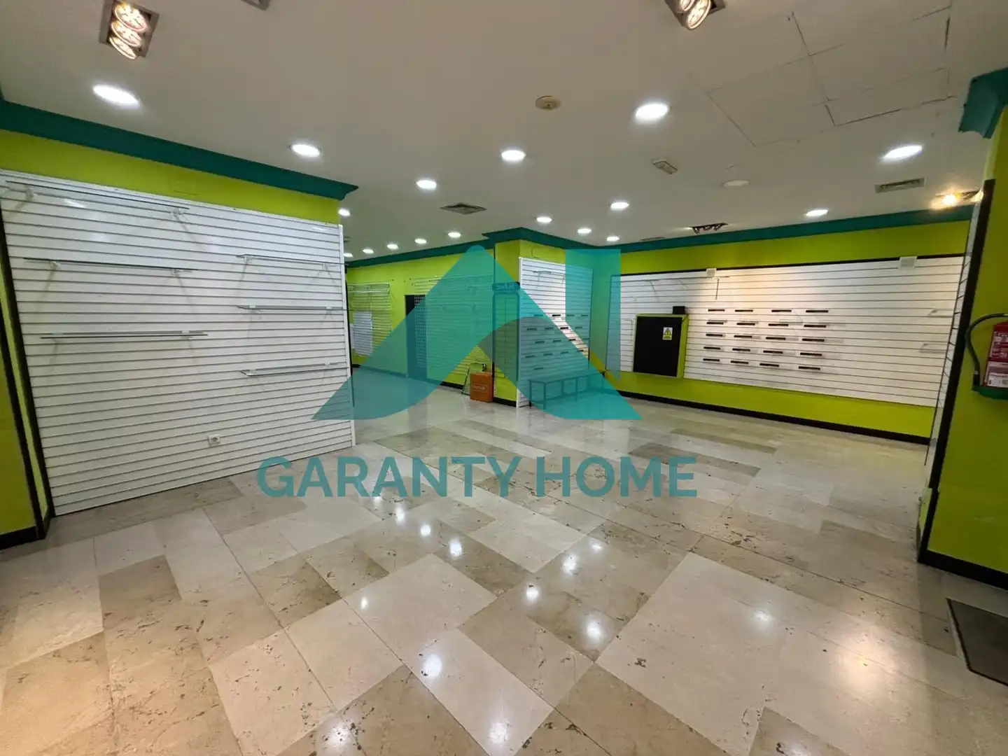 Local comercial en alquiler en Centro, imagen 2
