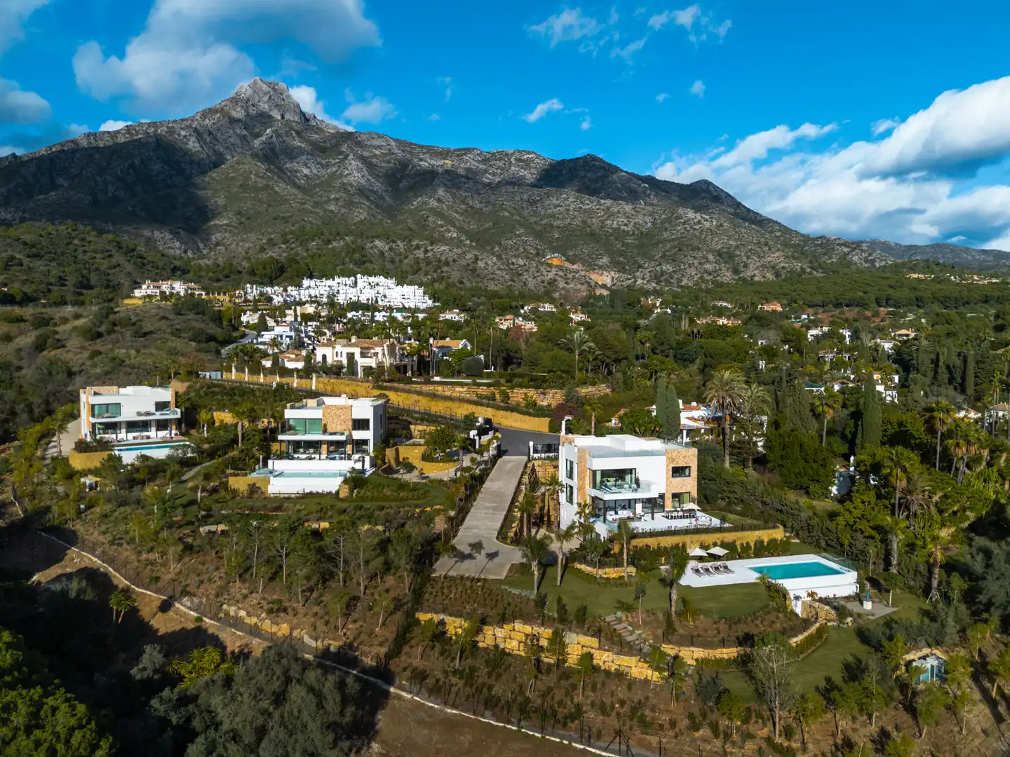 Casa amb piscina en venda a Milla de Oro, imagen 2