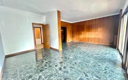 Flat for sale in  Barcelona Capital  with Heating and Balcony