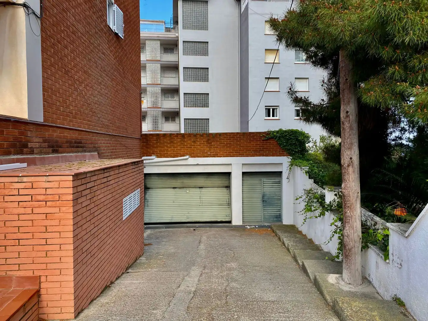 Aparcament de Pis en venda en Torredembarra amb Aire condicionat, Traster i Piscina comunitària