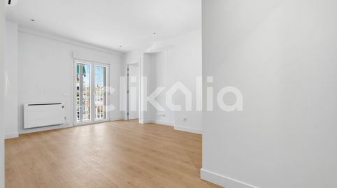 Foto 2 de Pis en venda a Pueblo Nuevo, Madrid Capital