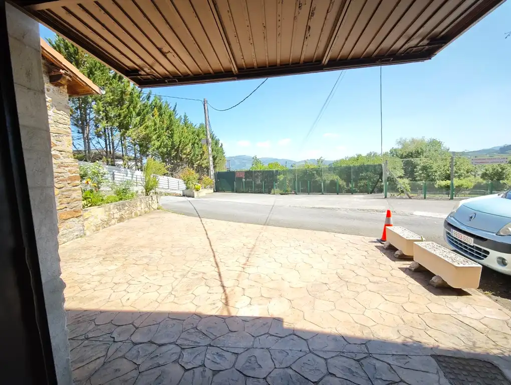 Parking of Country homes for sale in Durango  with Heating and Furnished