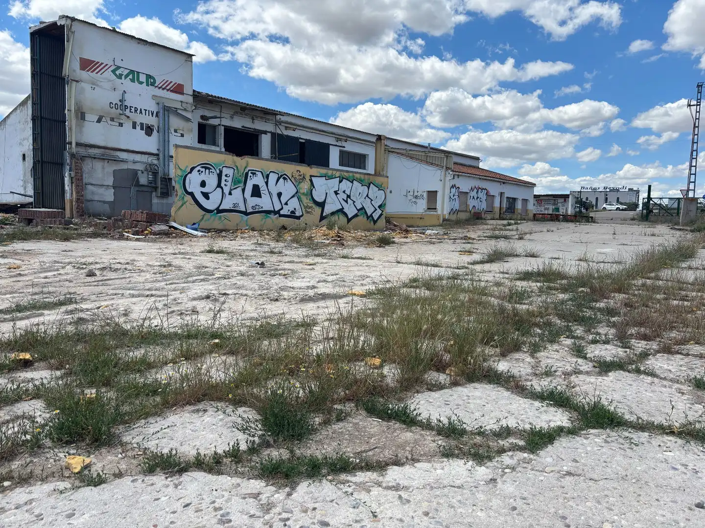 Vista exterior de Nave industrial en venta en Guadamur