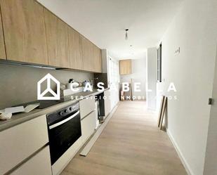 Kitchen of Flat to rent in  Valencia Capital  with Air Conditioner and Terrace