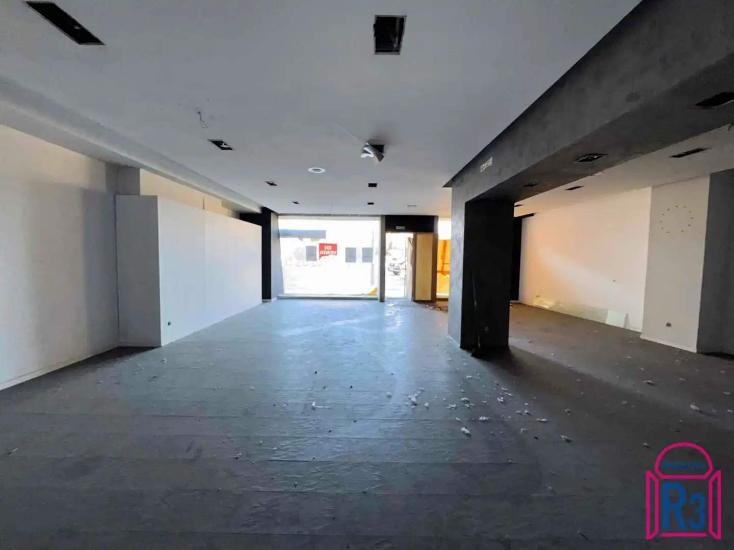 Locale commerciale in affitto a Corredera, imagen 2
