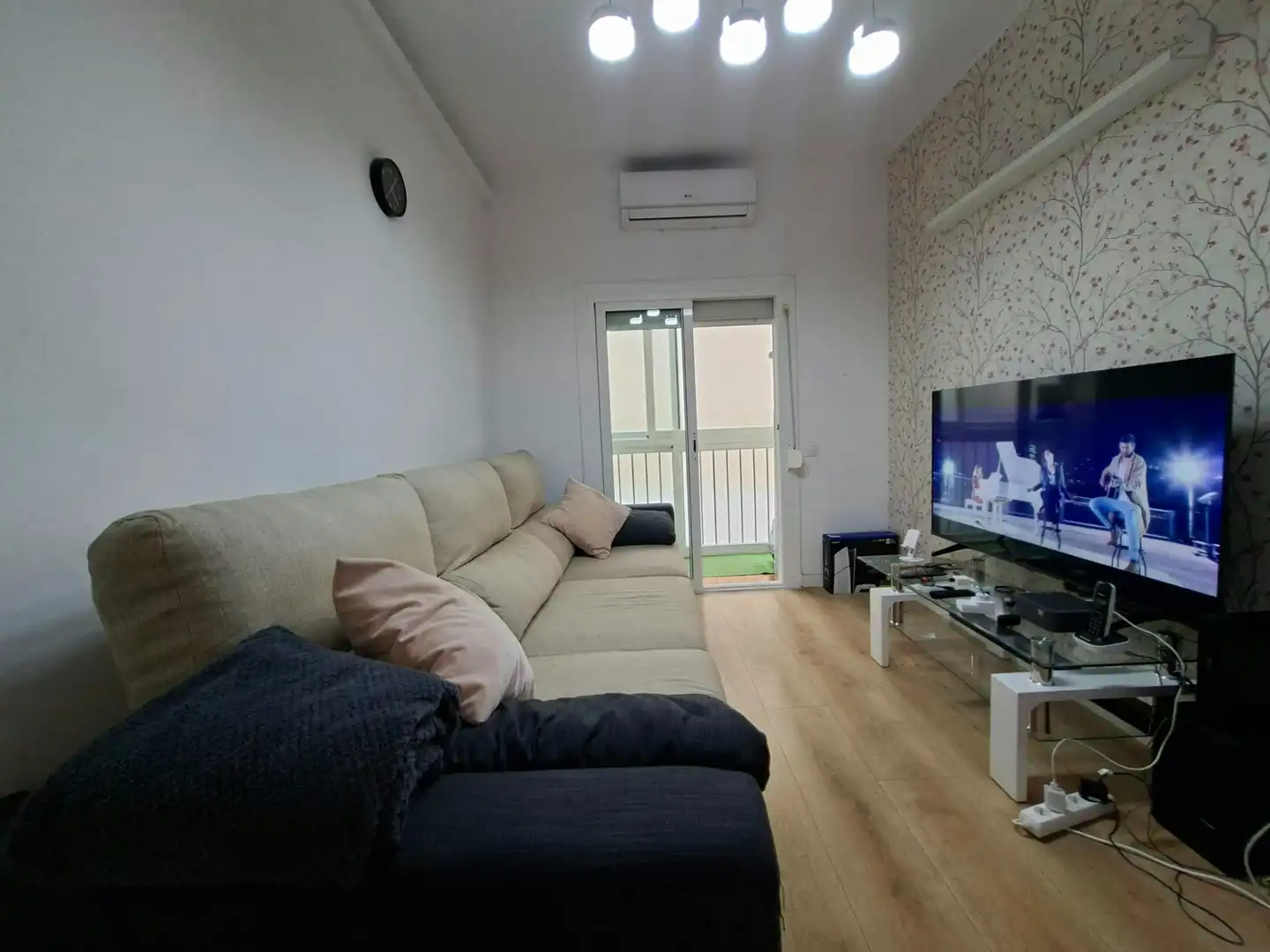 Piso con terraza en venta en Carrer Cuba, imagen 34