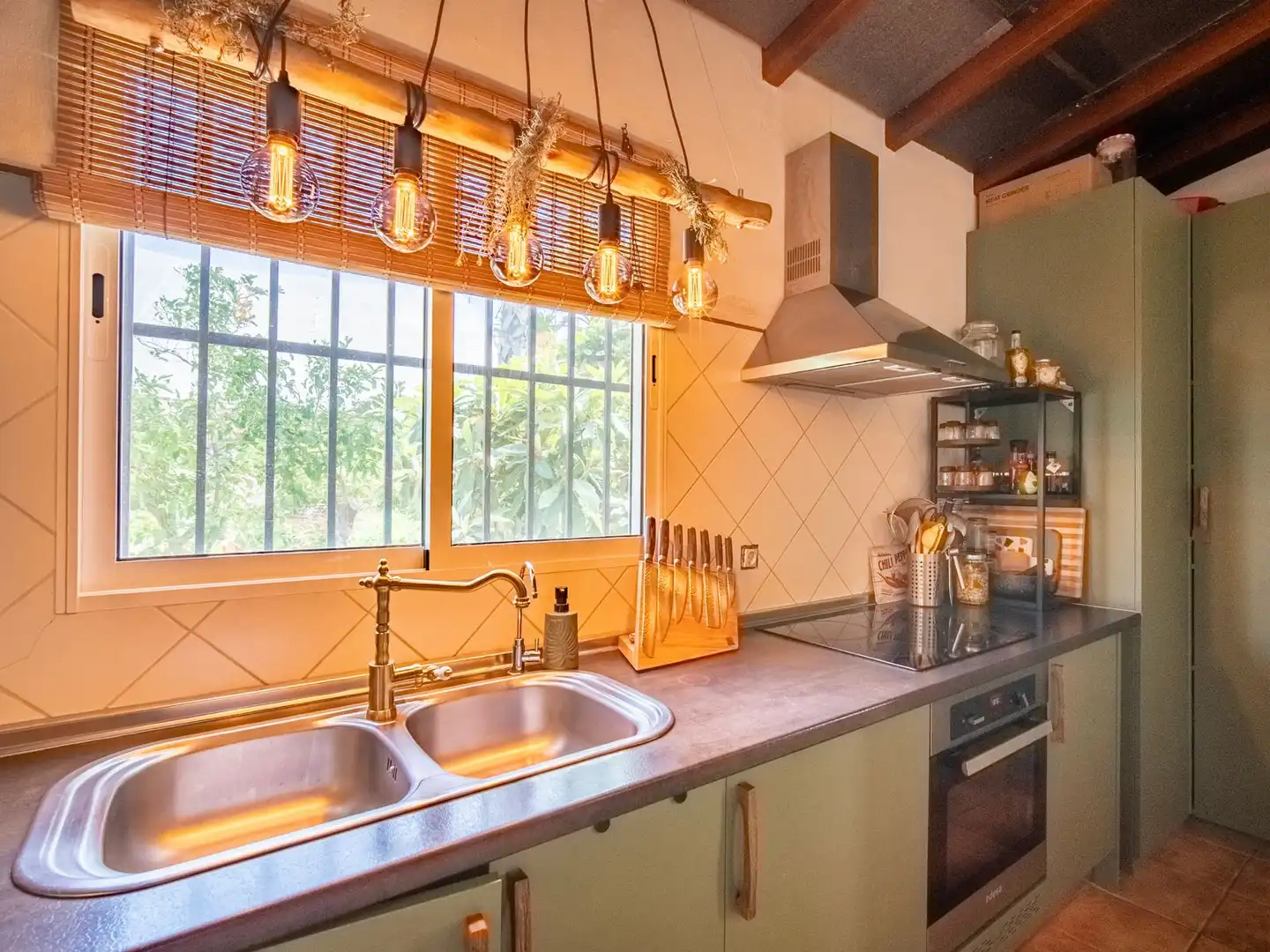 Cocina de Casa o chalet en venta en Callosa d'en Sarrià con Aire acondicionado, Jardín privado y Trastero