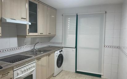 Kitchen of Flat to rent in Pinto  with Air Conditioner, Heating and Parquet flooring