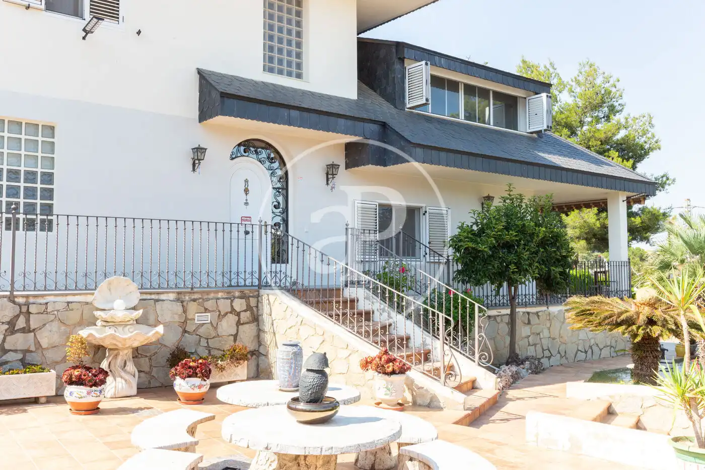 Vista exterior de Casa o chalet en venta en Chiva con Calefacción, Jardín privado y Terraza