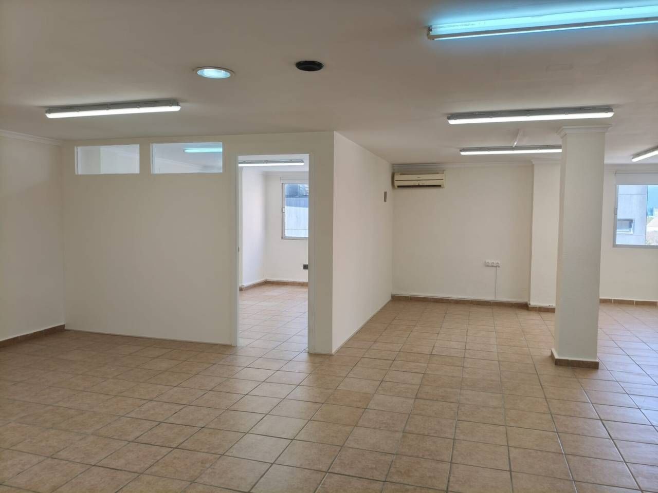 Büro zur Miete in Avenida Llevant