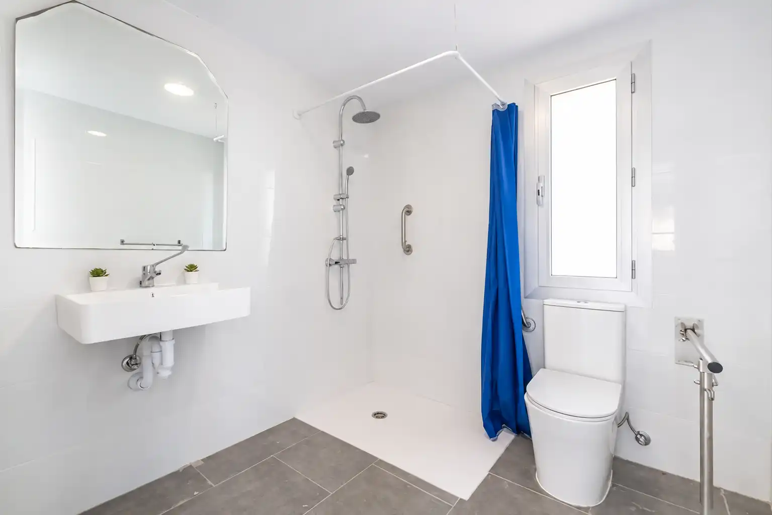 Baño de Ático en venta en Benimantell, Alicante