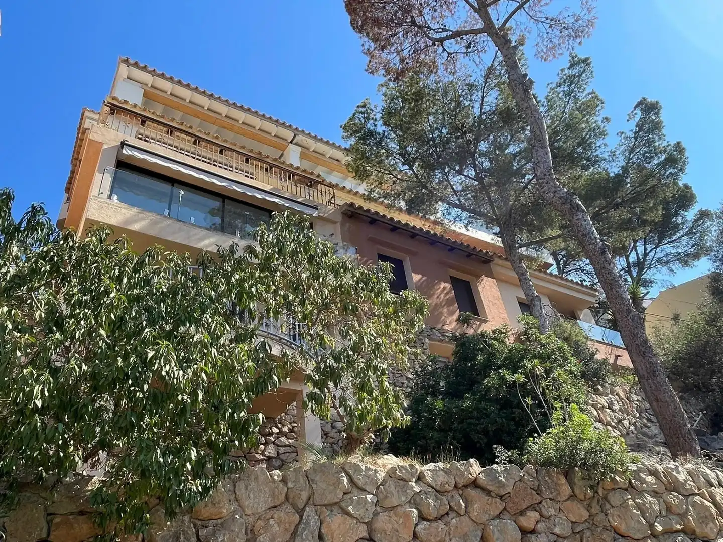 Vista exterior de Apartament en venda en Andratx amb Aire condicionat, Balcó i Piscina comunitària