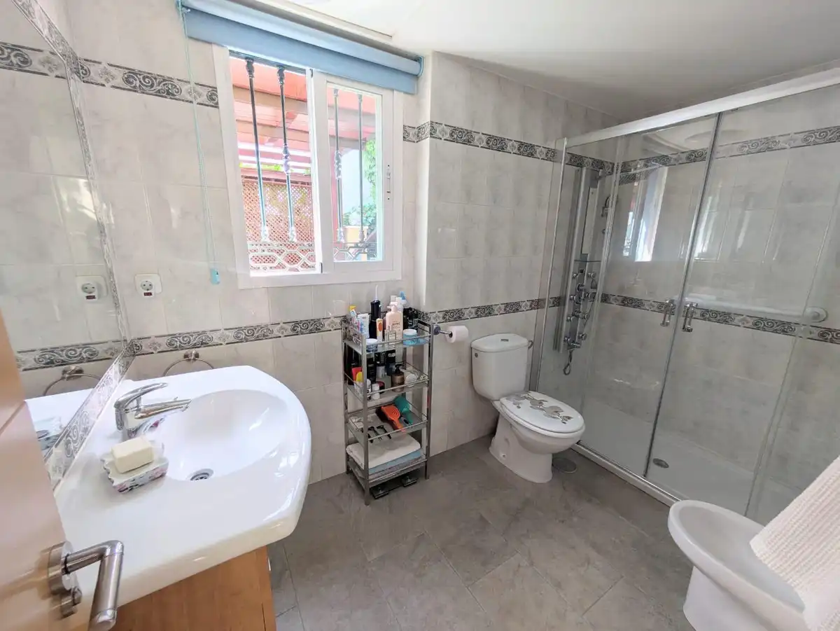 Bathroom of Houses for sale in Málaga  with Heating