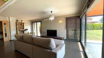 Living room of House or chalet for sale in L'Ametlla del Vallès  with Terrace and Balcony