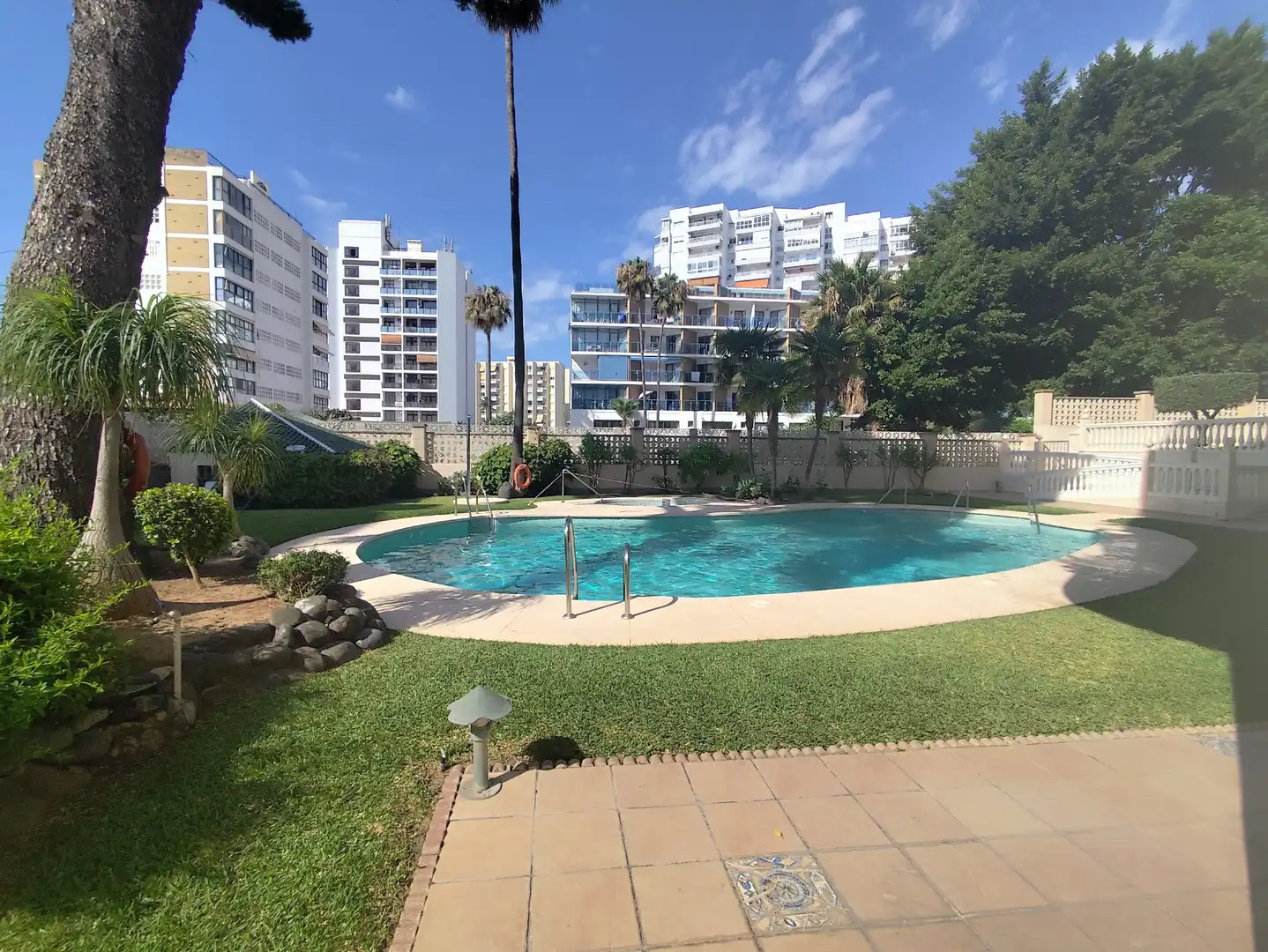 Piscina de Apartamento en venta en Benalmádena con Aire acondicionado, Terraza y Trastero