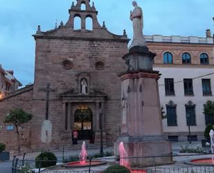 Exterior view of House or chalet for sale in Linares  with Terrace and Balcony