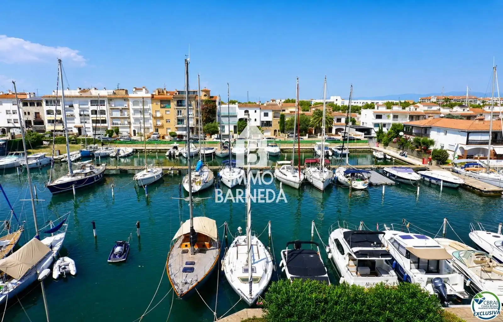 Flat for sale in Empuriabrava  with Air Conditioner, Heating and Terrace