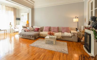 Flat for sale in Carrer MUNTANER, Sant Gervasi- Galvany, Sarrià - Sant Gervasi,  Barcelona Capital