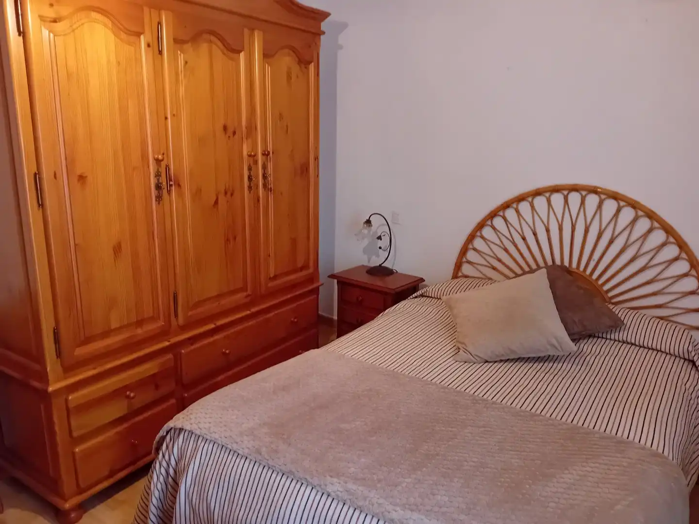 Schlafzimmer von Country house zum Verkauf in Viso del Marqués mit Heizung, Terrasse und Abstellraum