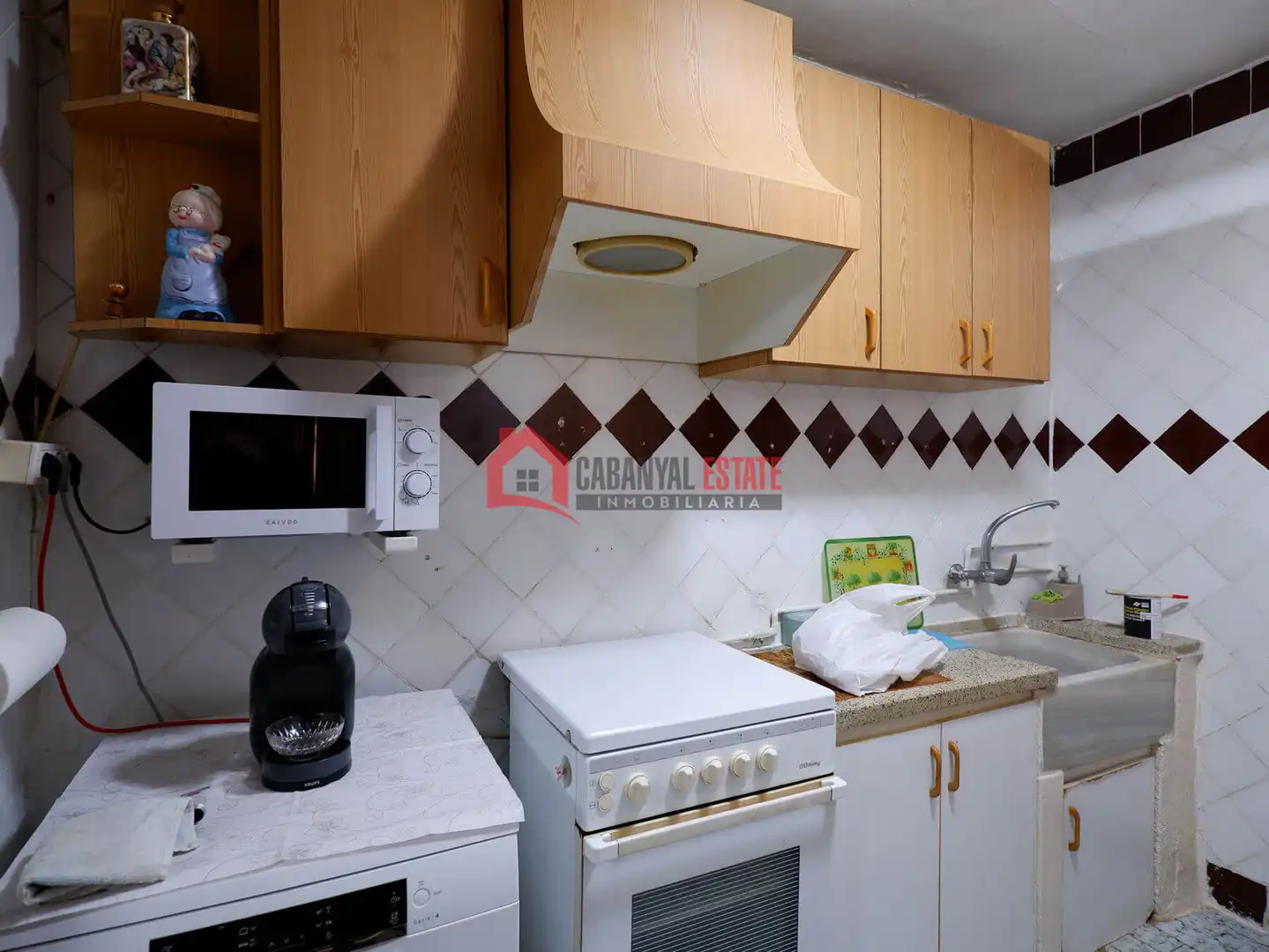 Cuina de Casa adosada en venda en Valencia amb Aire condicionat, Terrassa i Balcó