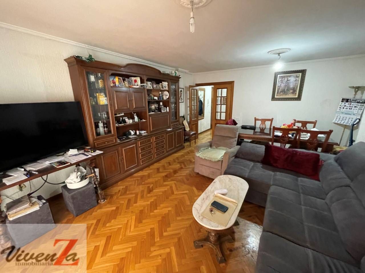 Sala d'estar de Pis en venda en Zamora Capital  amb Calefacció, Parquet i Terrassa