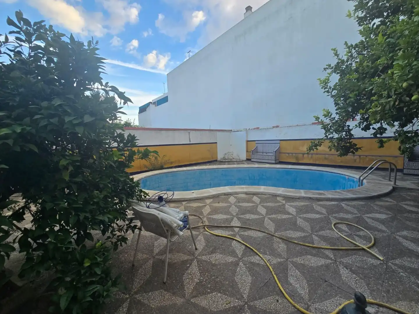 Swimming pool of Houses for sale in Centro