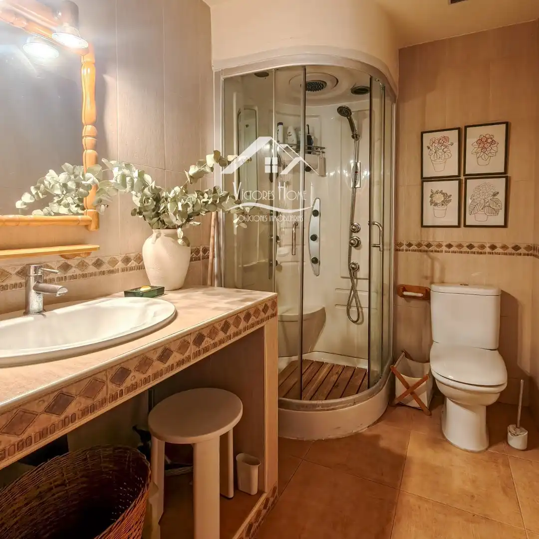 Baño de Casa adosada en venta en Rivas-Vaciamadrid con Aire acondicionado, Calefacción y Jardín privado