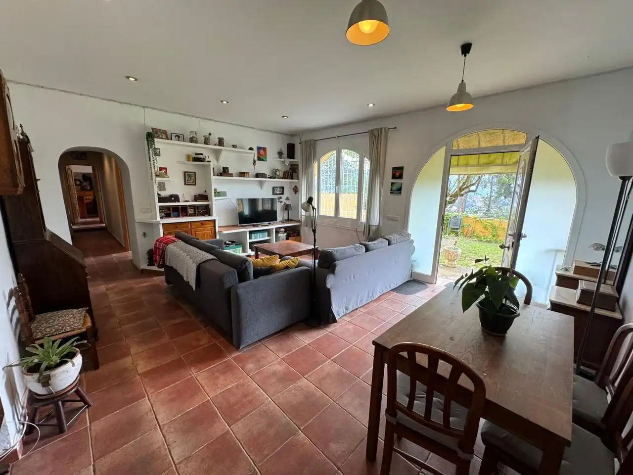 Sala de estar de Finca rústica en venta en Sant Fost de Campsentelles con Calefacción, Jardín privado y Parquet