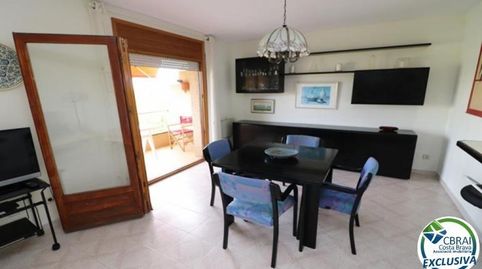 Foto 2 de Apartamento en venta en P Tipic/av. Fages de Clim, Moxó - Sant Mori, Empuriabrava