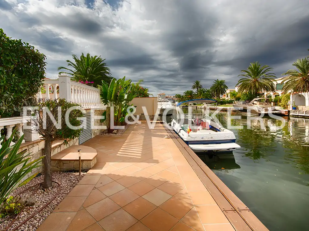Casa con terrazza in vendita a Carrer Cap Ras, imagen 8