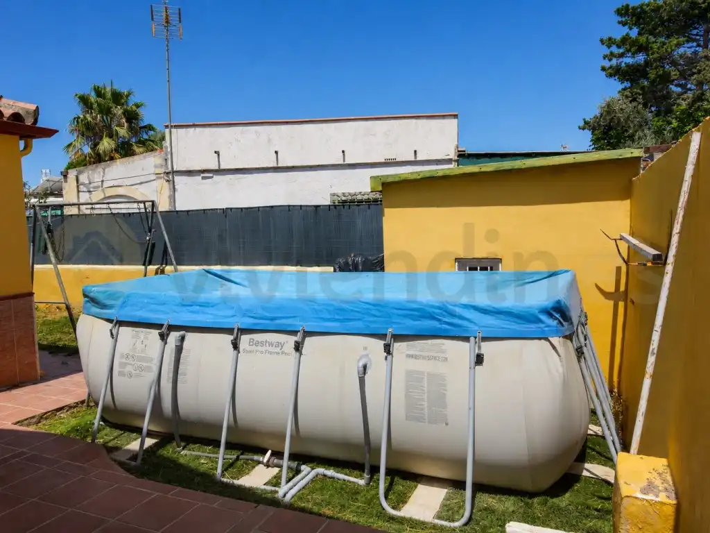Piscina de Casa o xalet en venda en Rota