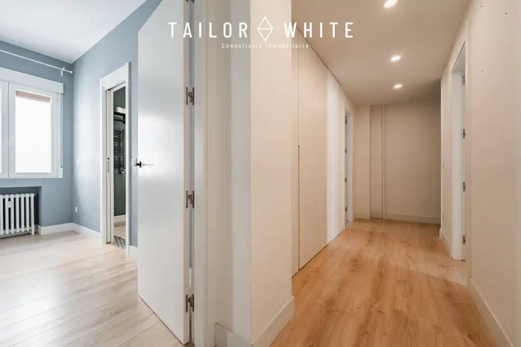Wohnung zur Miete in Madrid mit Klimaanlage, Heizung und Ofen