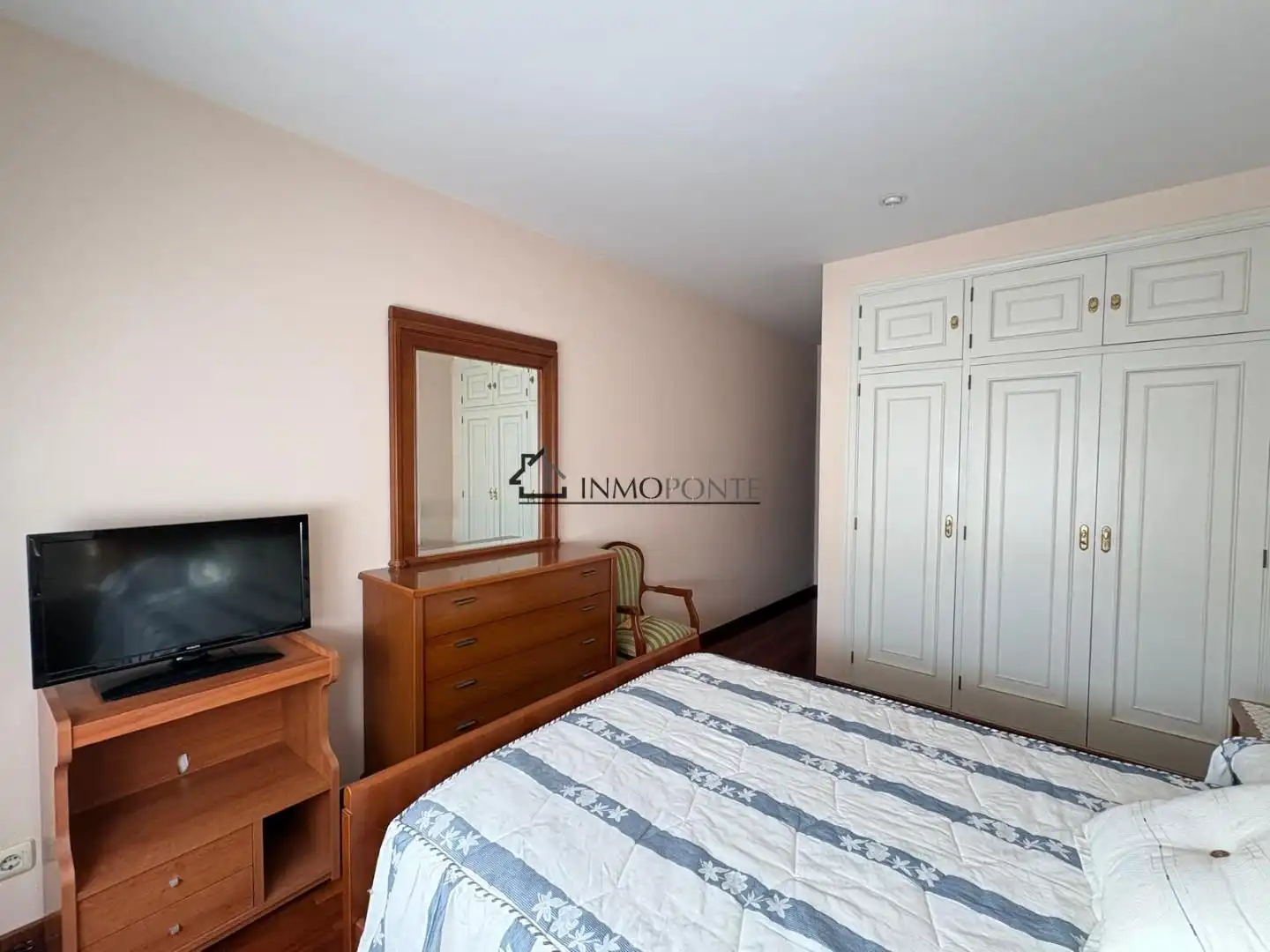 Bedroom of Flat for rent in Marín, Pontevedra