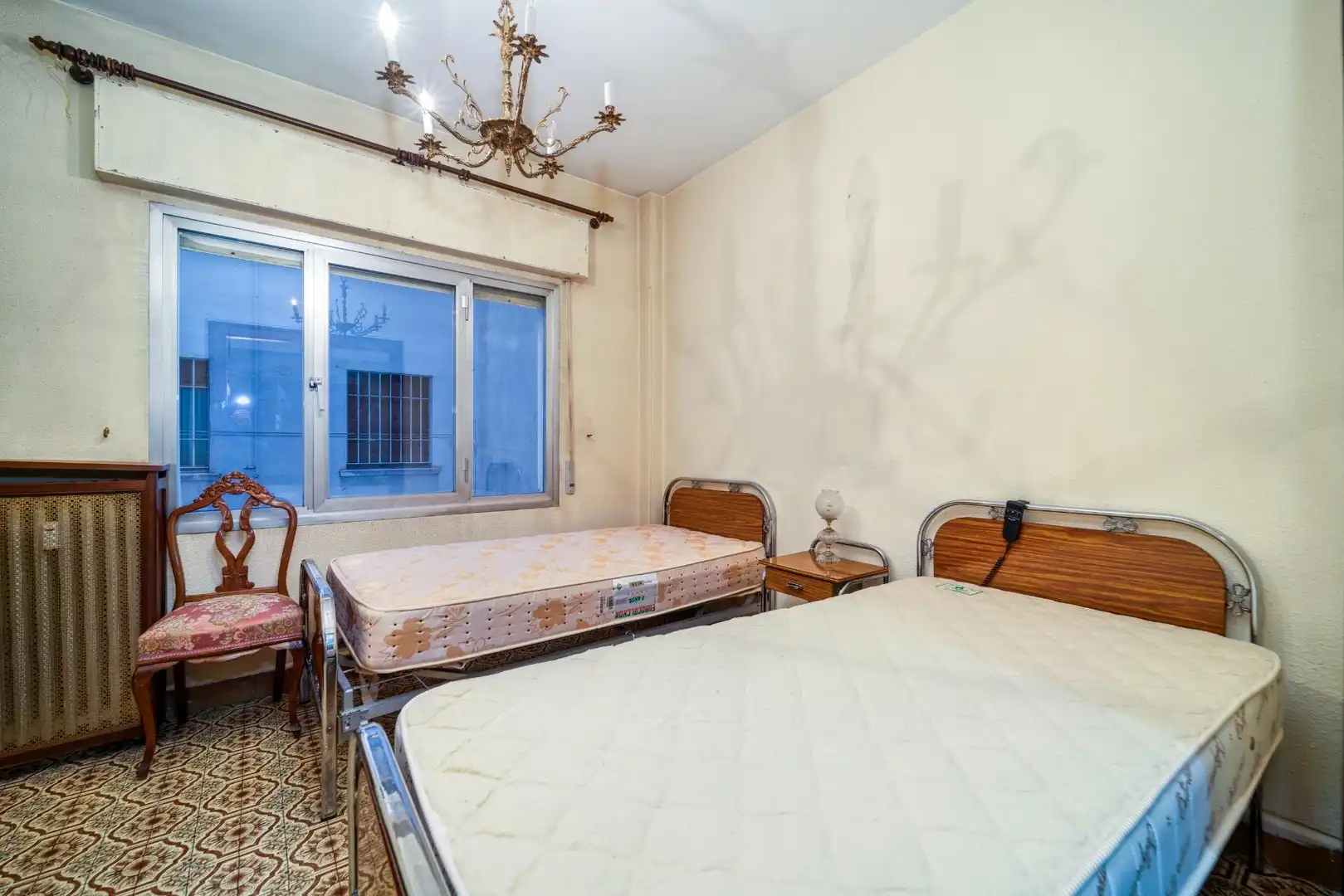 Schlafzimmer von Wohnung zum Verkauf in Cuenca mit Heizung und Terrasse