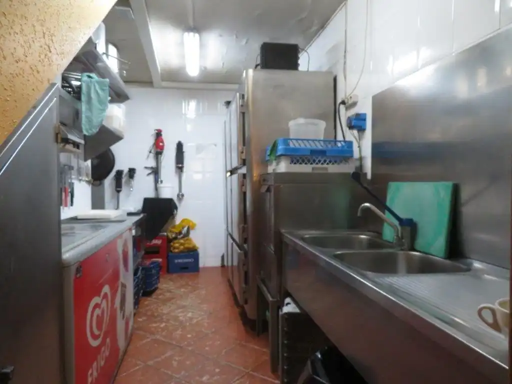 Cocina de Local en traspaso en Sant Andreu de la Barca con Aire acondicionado, Calefacción y Terraza
