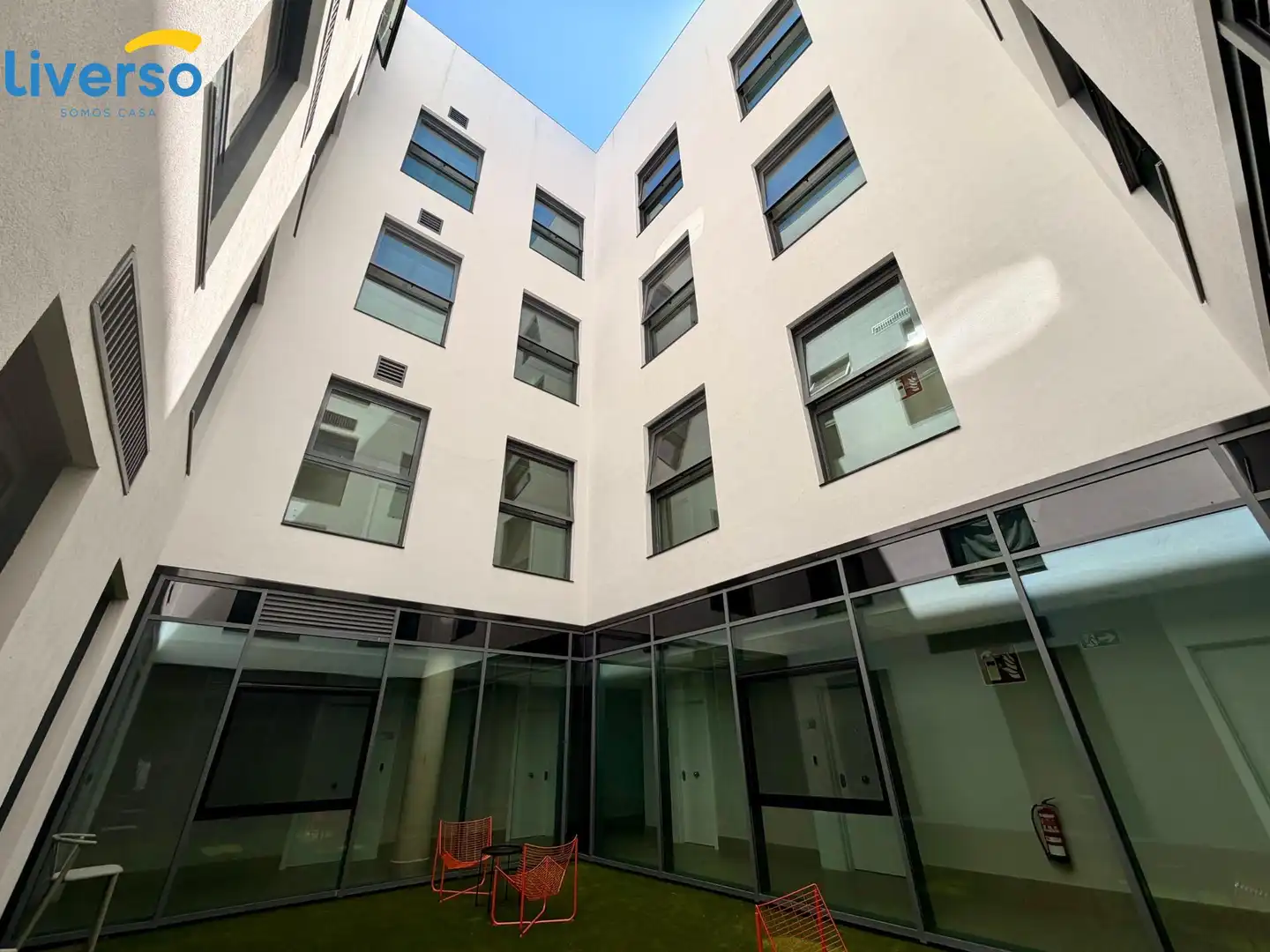 Vista exterior de Oficina en venta en La Moraleja con Aire acondicionado, Calefacción y Terraza