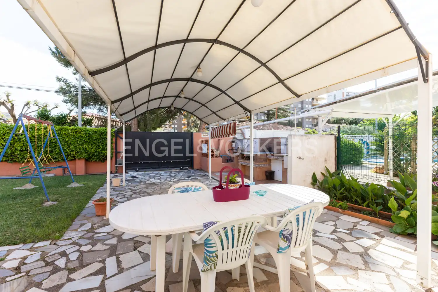 Terrassa de Casa o xalet en venda en Benicasim / Benicàssim amb Calefacció, Jardí privat i Terrassa