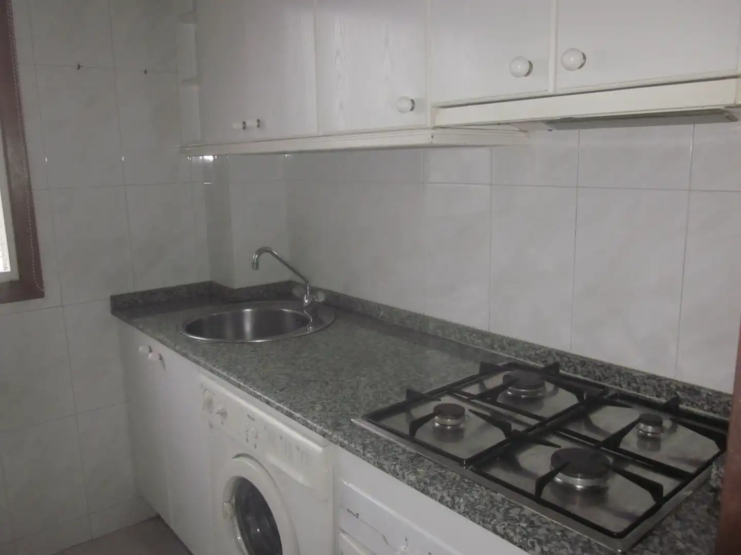 Kitchen of Apartments for rent in Santiago de Compostela 